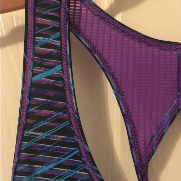 UNDER ARMOUR HeatGear tank top! - Picture 5 of 8